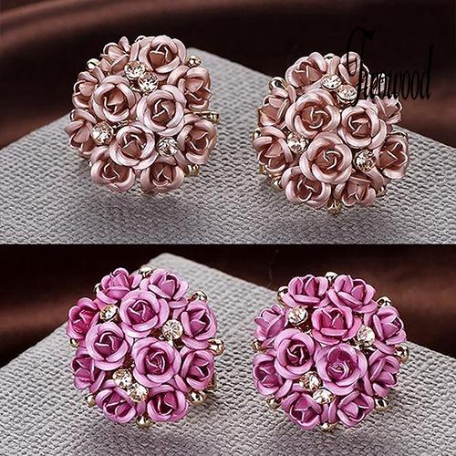 Anting Stud Desain Bunga Mawar Mekar Aksen Berlian Imitasi Untuk Wanita