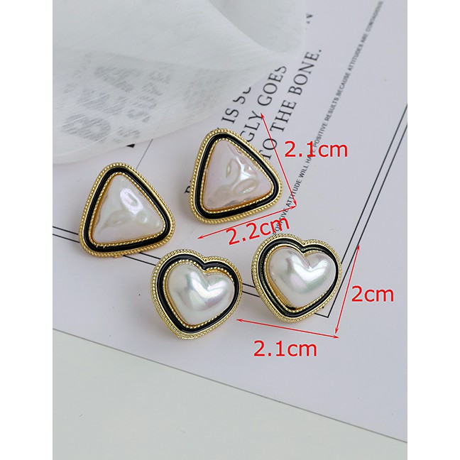 LRC Anting Tusuk Fashion Gold Color Alloy Pearl Love Earrings K93245