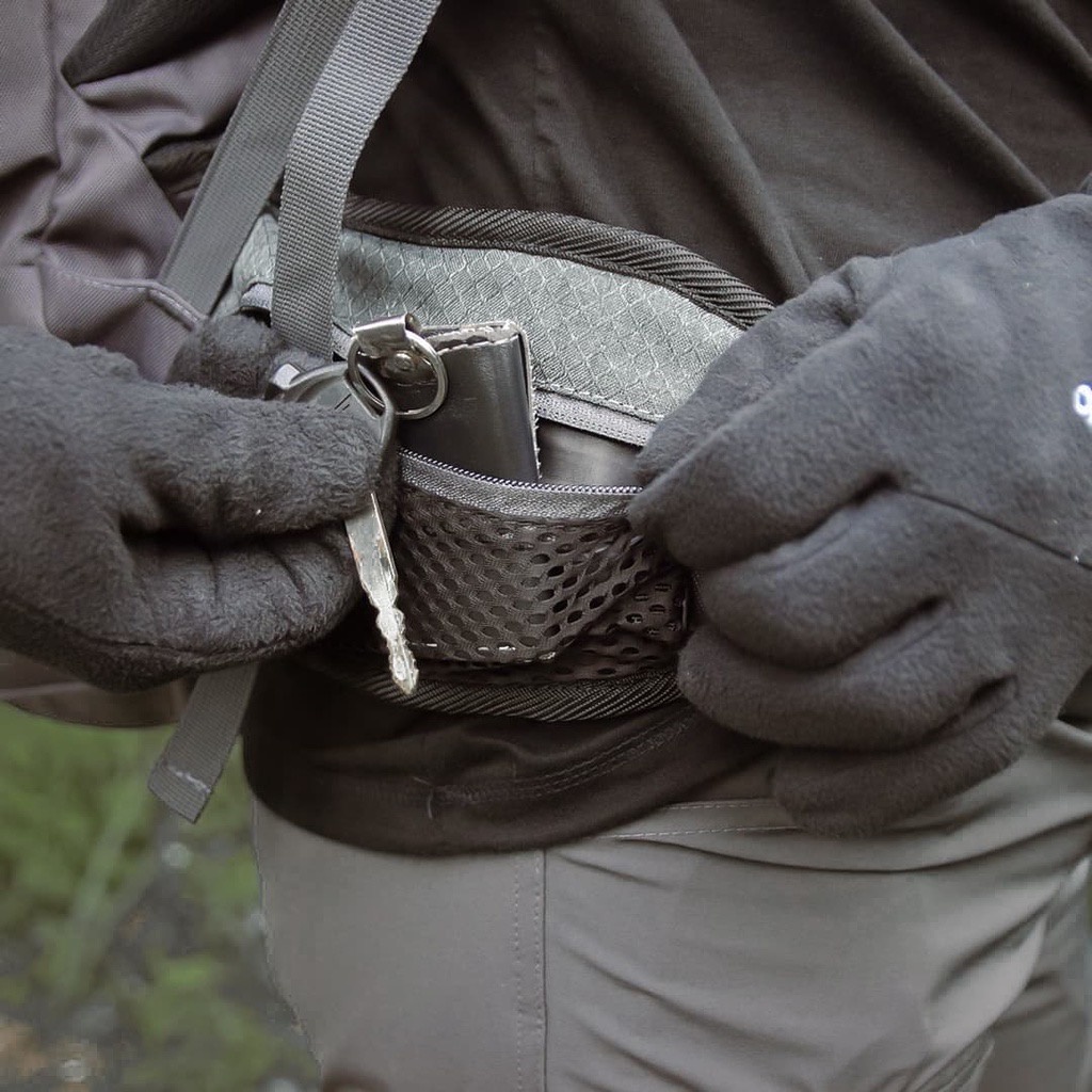 Tas Ransel Carrier Gunung Outdoor Hiking 60 Liter Pria dan Wanita Free Rain Cover - Irco Ksatria Abu-abu