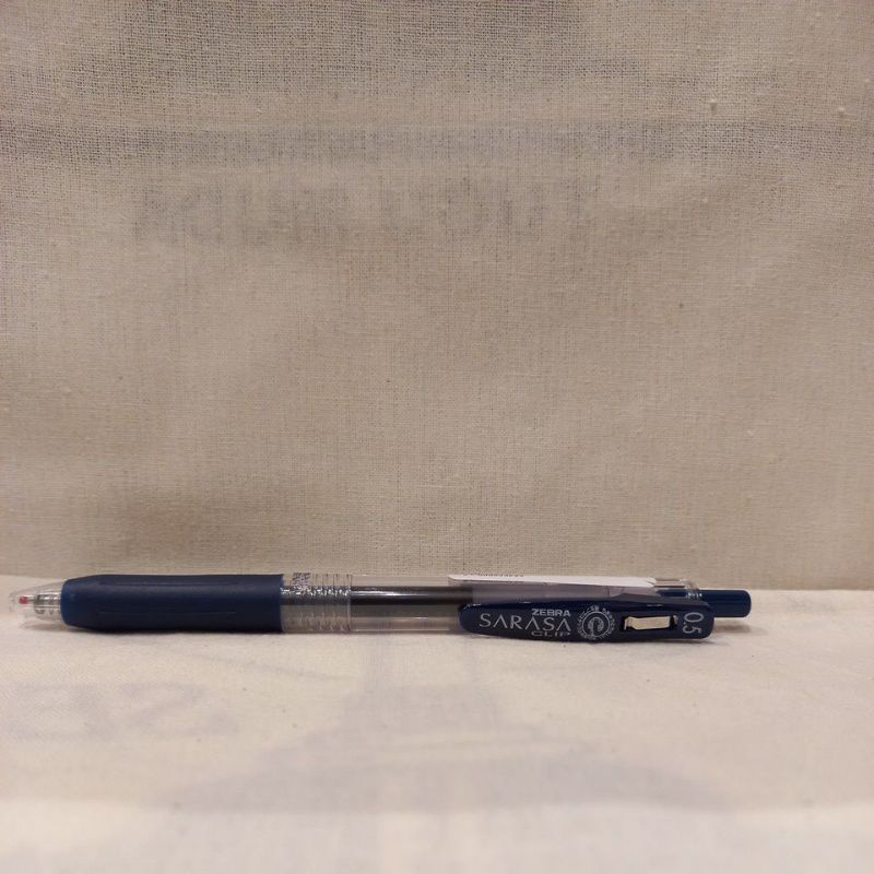 

Gramedia BSD City - ZEBRA SARASA CLIP 0.5 BLUE BLACK /1005872