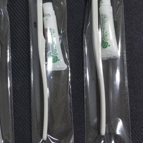 ➬ Dental kit hotel murah / amenities hotel ( isi 50 set) ✰