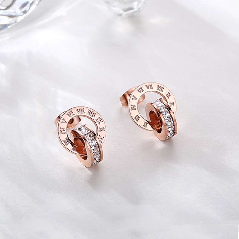 Anting TusukWanita Titanium Anti Karat Motif Romawi/Anting Wanita Korea Titanium