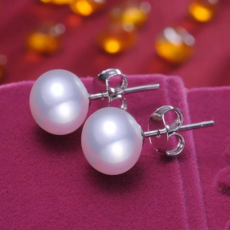 Anting Tusuk Mutiara Putih Wanita