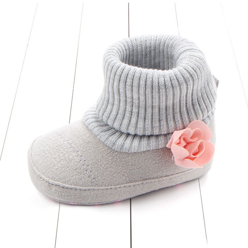 Sepatu prewalker hangat babygirl rose import