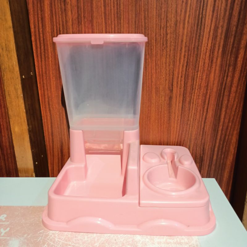 Tempat Makan Food Dispenser + Tempat Minum Botol Pet Weter CP-690