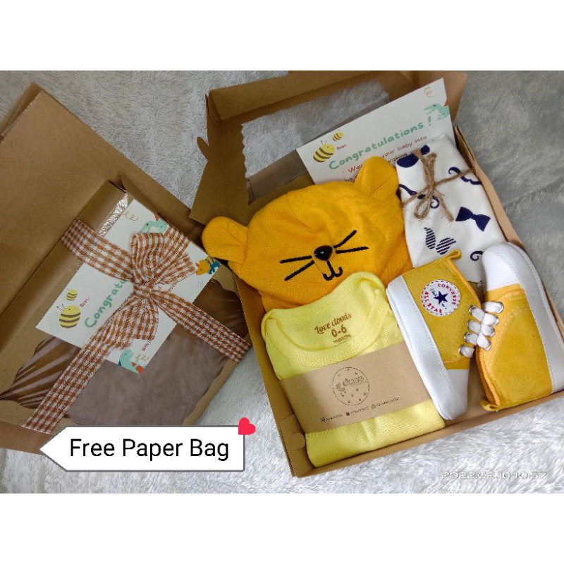 Hampers bayi / Hampers new born / Hampers jumper BAYI / HAMPERS JUMPSUIT BAYI /HAMPERS BAYI COWOK / KADO LAHIRAN / HAMPERS BAYI LAKI LAKI / KADO BAYI-Jumper kuning topi