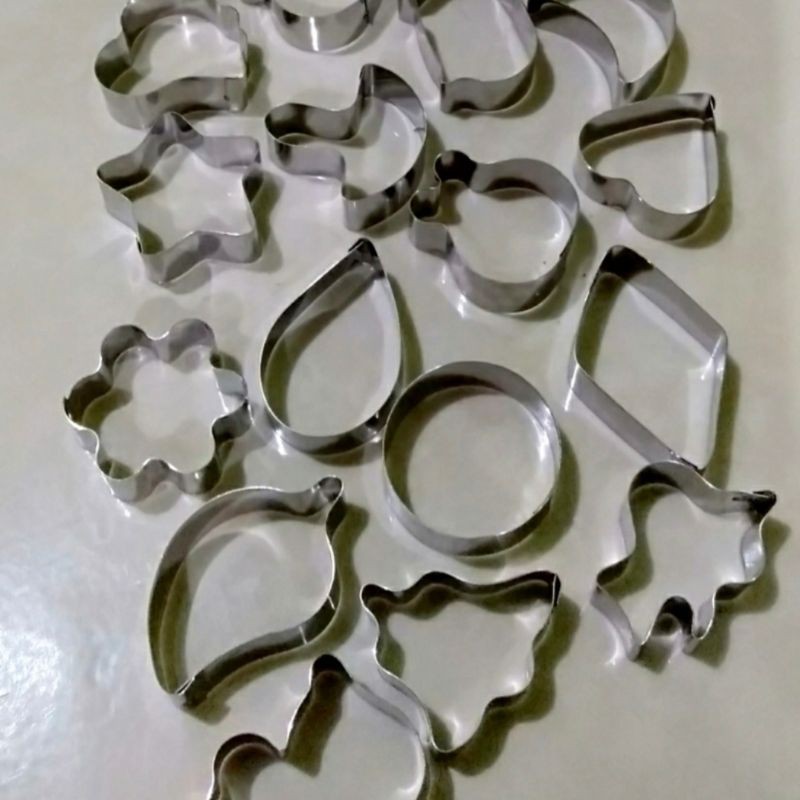 Cetakan kue kering karakter set