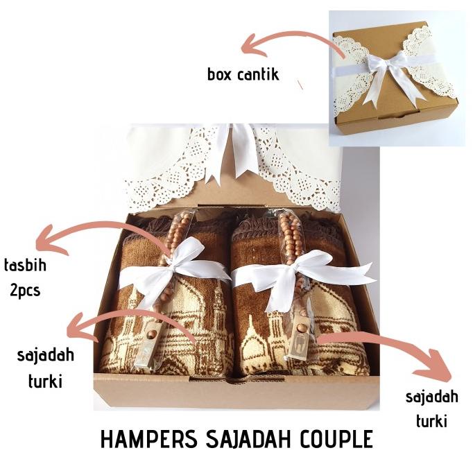 

HAMPERS KADO ULANG TAHUN/PENGANTIN SAJADAH COUPLE FREE TASBIH