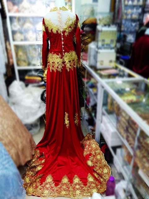 Kebaya bludru