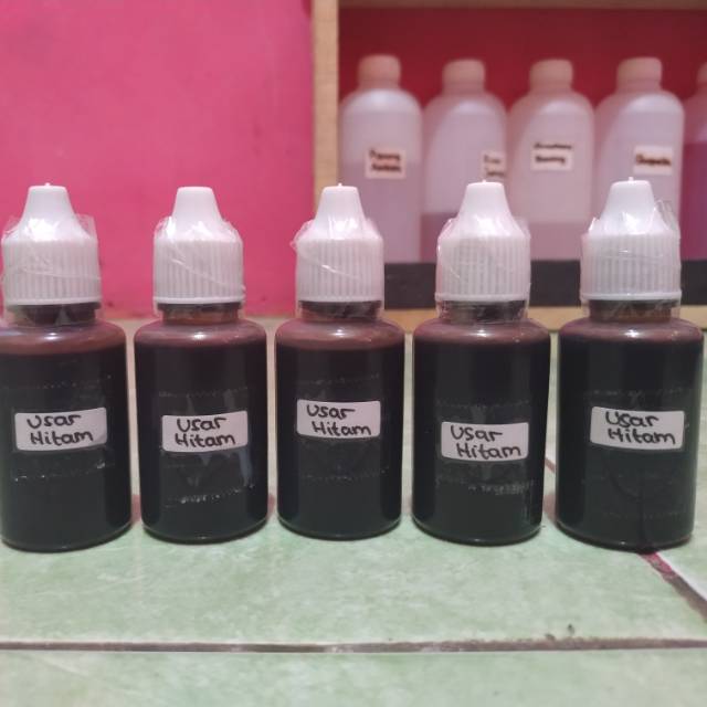 ESSEN BIANG ATSIRI USAR HITAM 10 ML