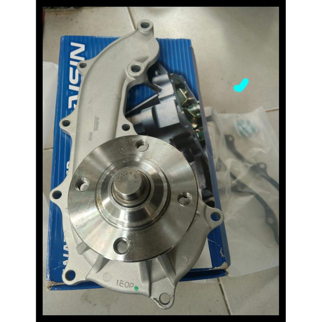 Water Pump Innova Fortuner Hilux Bensin AISIN WPT 044V -ORIGINAL