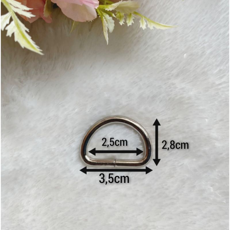 Ring D ukuran 2,5cm ( 12pcs)