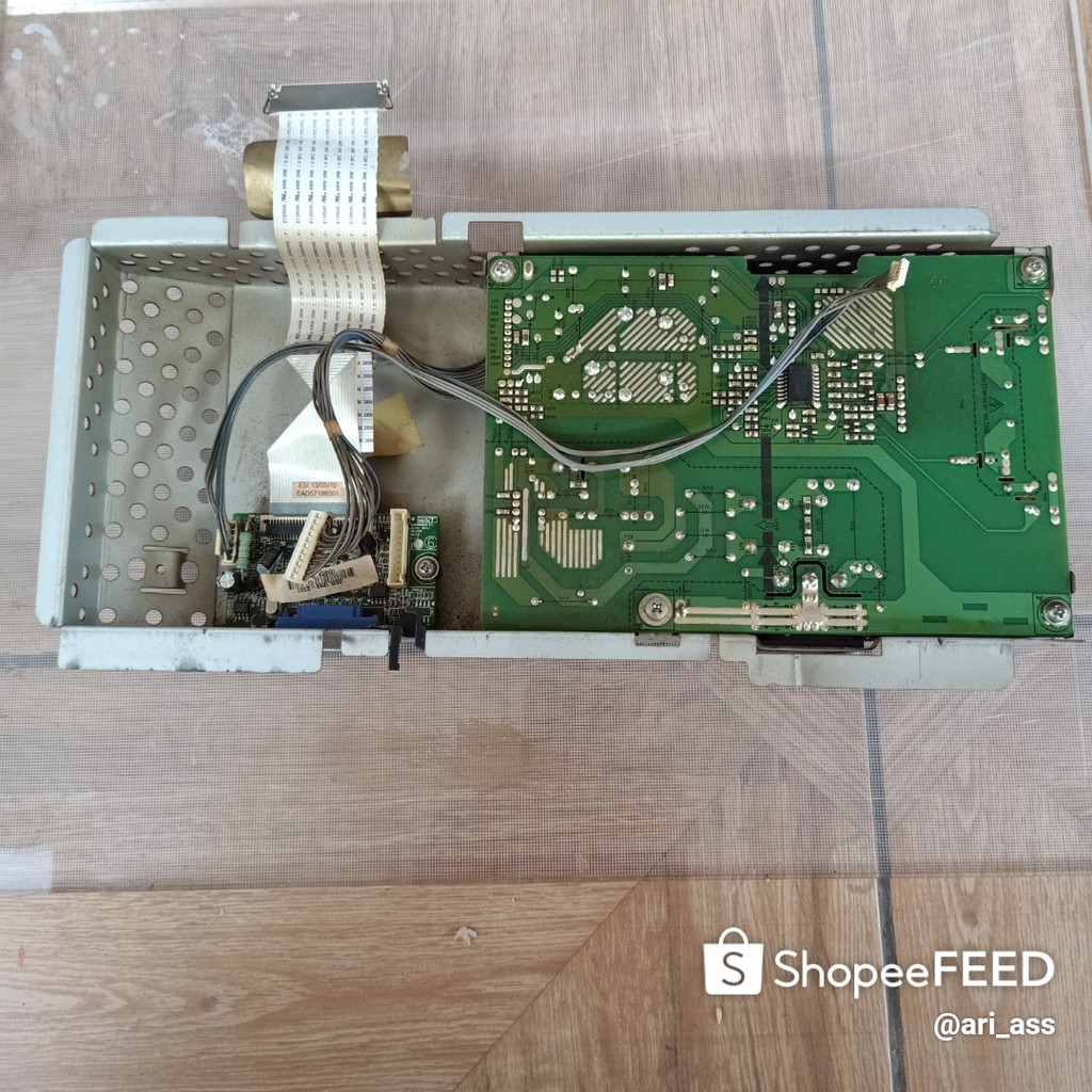 PSU DAN MPEG LCD MONITOR LG FLATRON w1953se