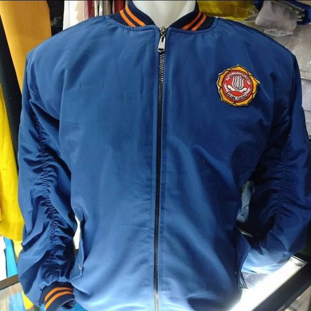 Jaket karang taruna