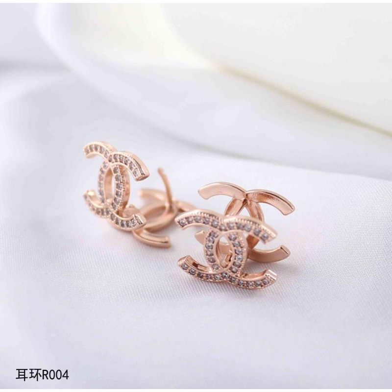 Anting–anting titanium R004.7883