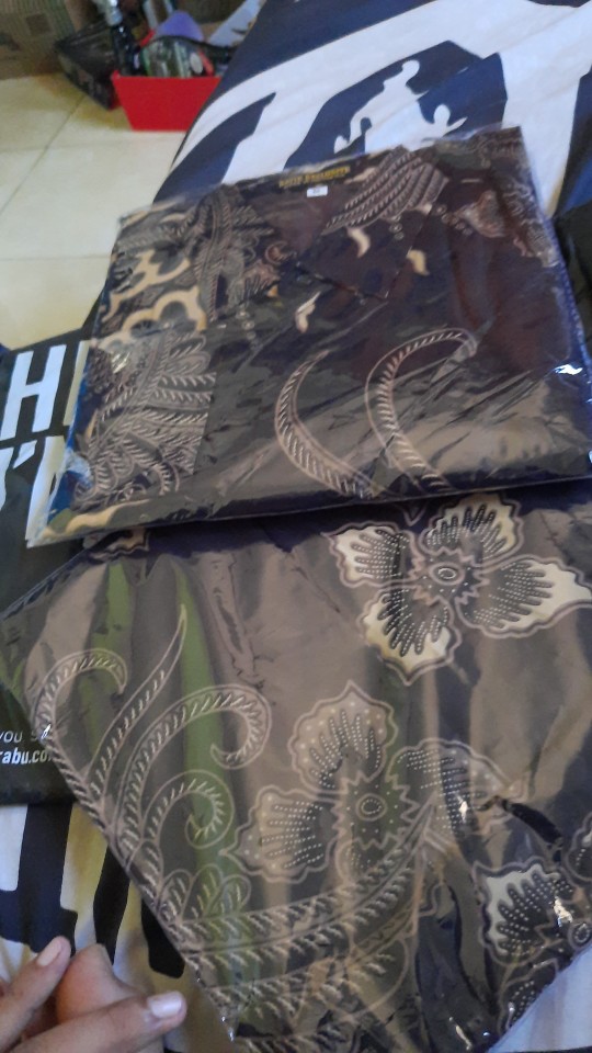 Kemeja Batik Prabu Bahan Katun Baturaden Reguler Fit A540