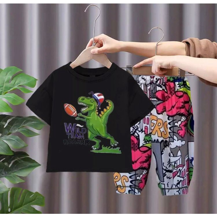 free ongkir termurah setelan baju bayi anak motif dino wild baseballs size 1-5 tahun bahan katun premium terlaris/ setelan baju bayi anak laki laki/ setelan baju bayi anak perempuan/ setelan baju bayi anak cowo/ setelan baju bayi anak cewe