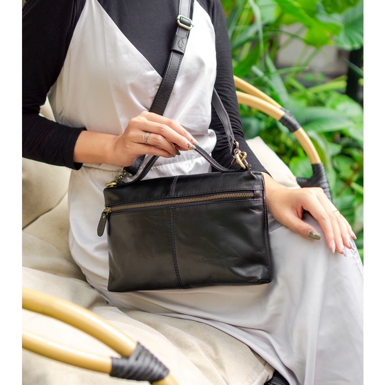 Tas Selempang Wanita Kulit Asli - QIRANI PULLUP - Kenes Leather