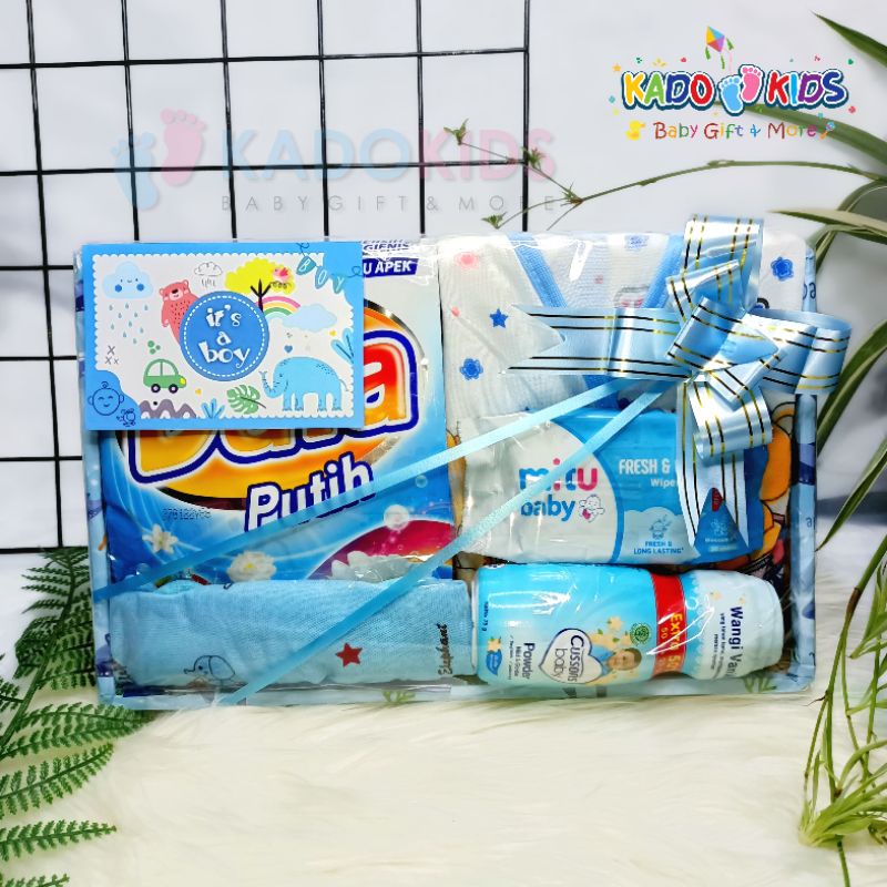 PAKET KADO LAHIRAN BAYI NEWBORN / BABY GIFT SET BOX MURAH DENGAN BABY WIPES