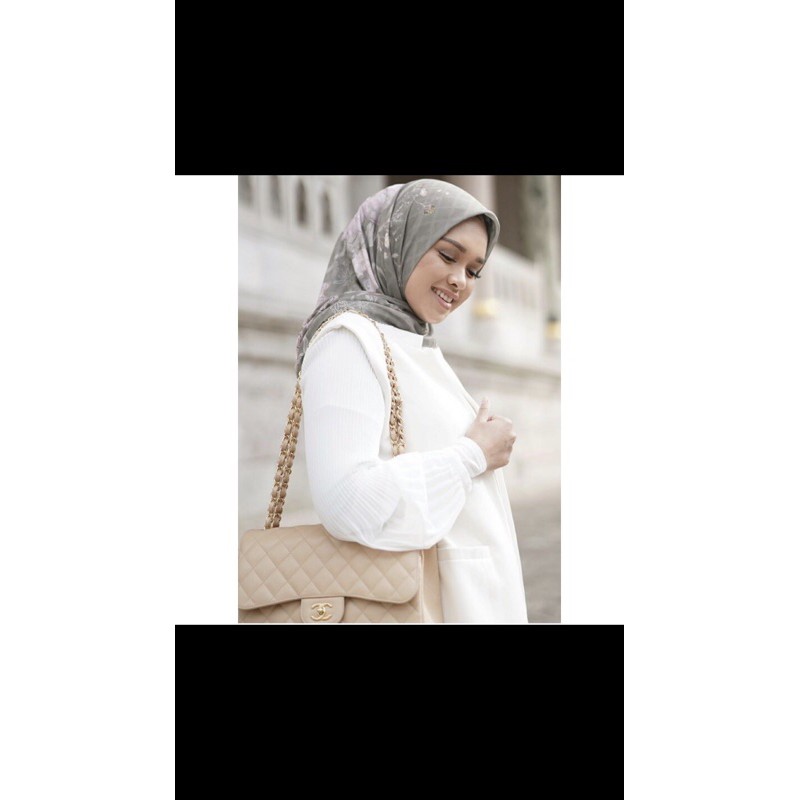 Buttonscarves Sofya Series