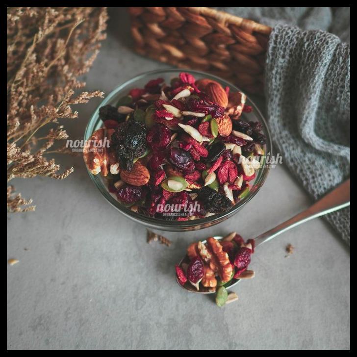 

DISKON TERBATAS !!! TRAIL MIX 500 GR TERLARIS