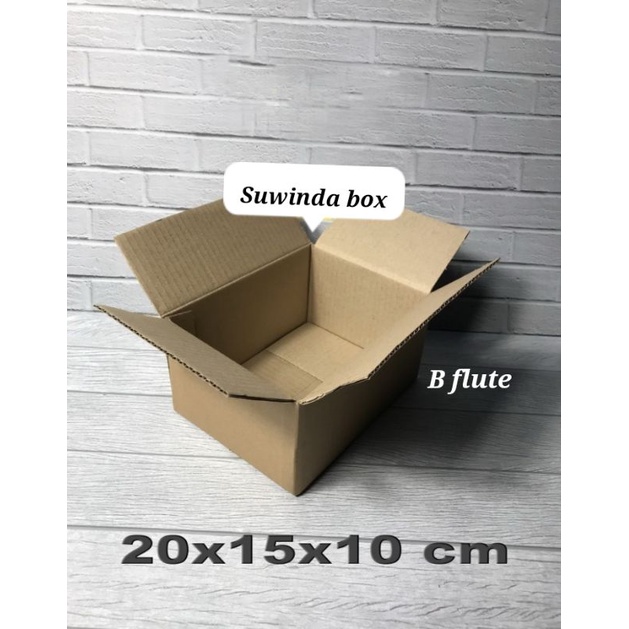 

Kardus karton uk. 20x15x10 cm Kotak Box ST untuk packing Souvenir -dll