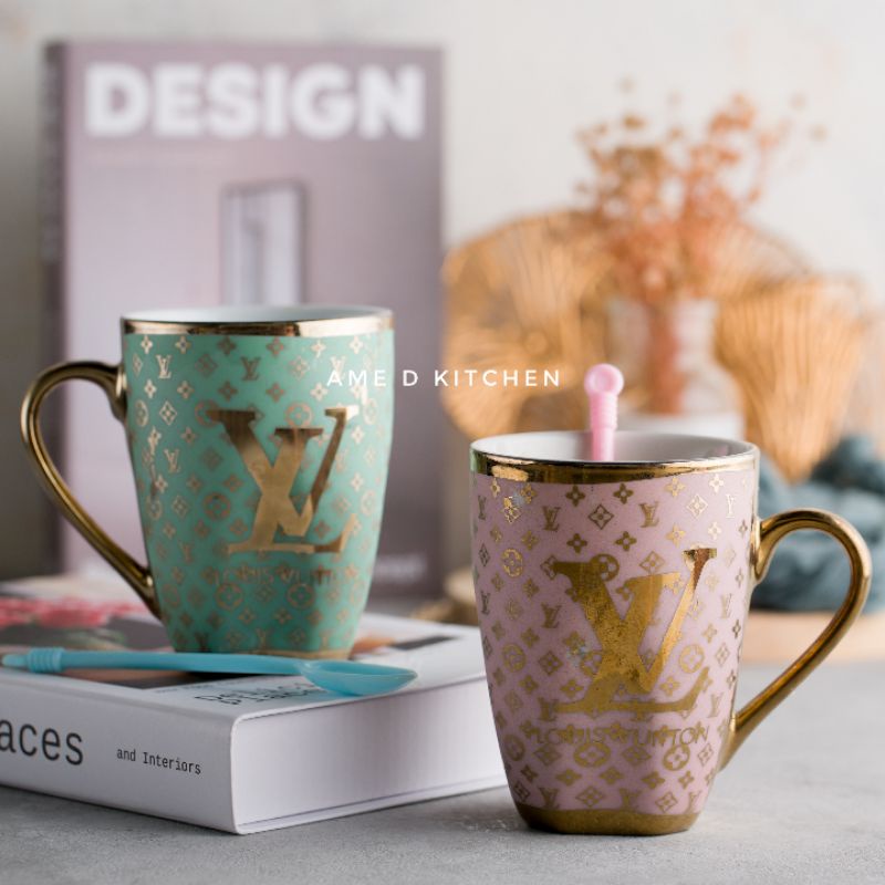 SALE Mug LV + sendok plastik + gift box