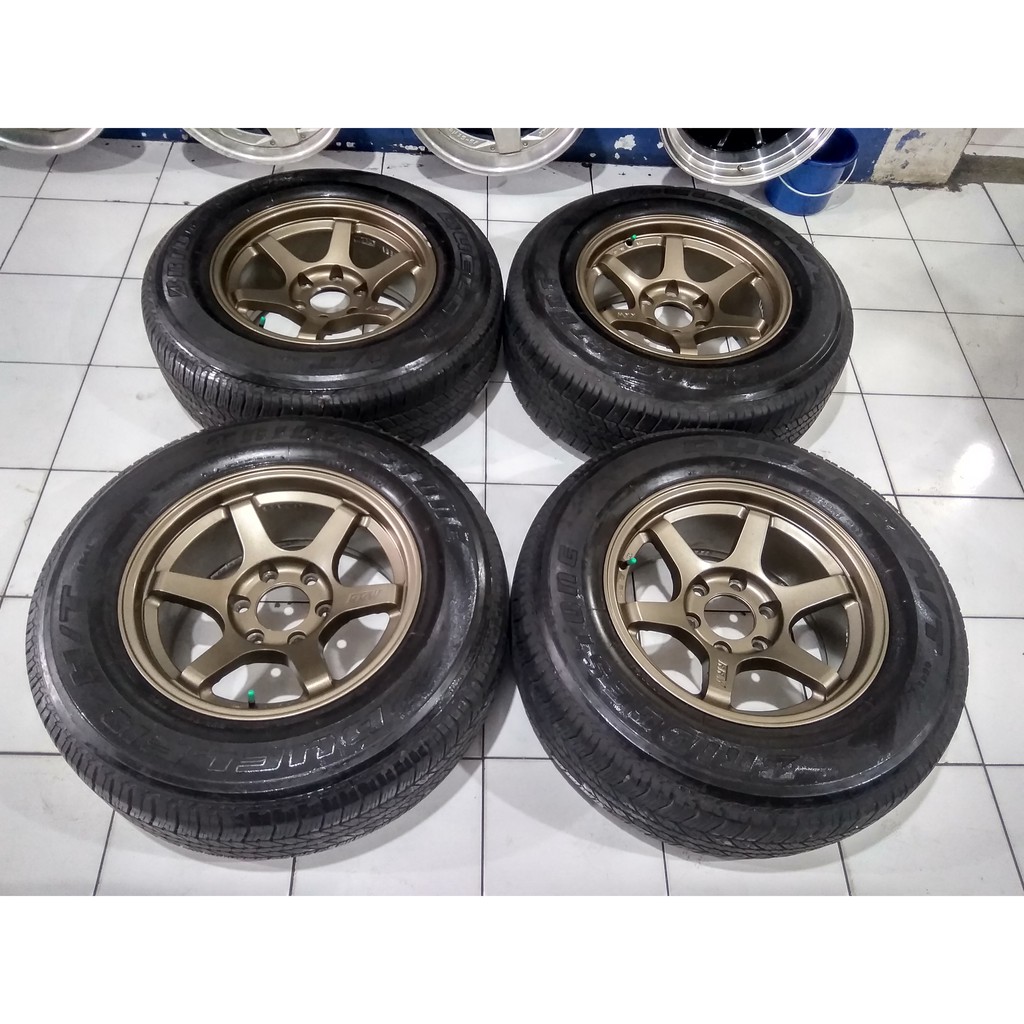 jual velg seken model te37 ring 17x9 pcd 6x139 seken plus ban 265 65 seken cocok buat pajero