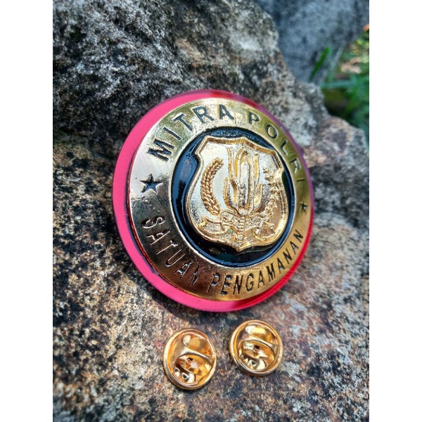 pin mitra polri satpam akrilik magnet