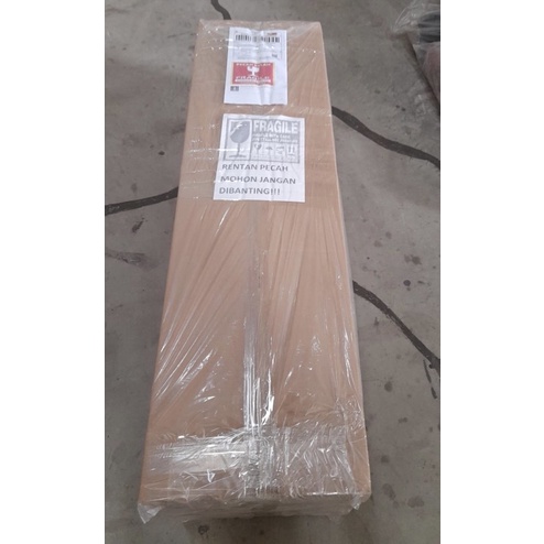 

DUS BOX PACKING MANEKIN + BUBBLEWRAP
