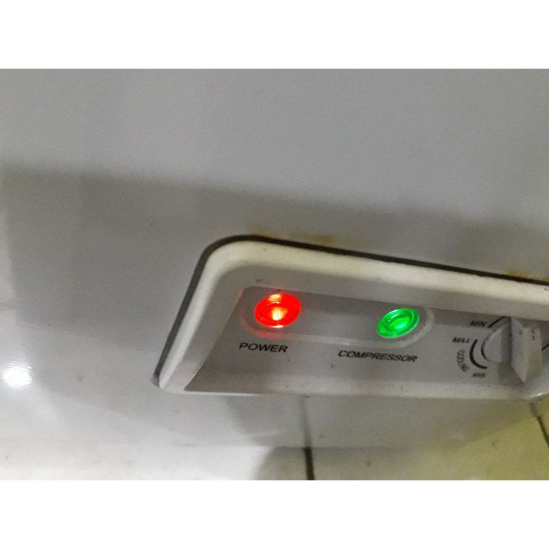 FREEZER MODENA 200 LITER