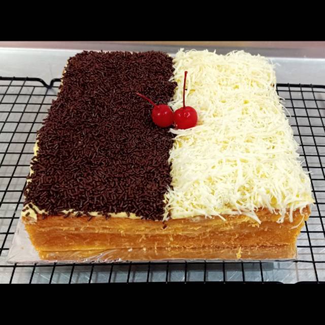 

Bolu Jadul - Full Wisman - 20x 20 cm