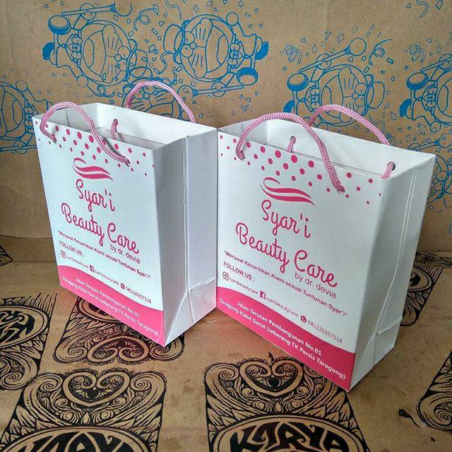 

Paperbag skincare, pxlxt 13x6x15
