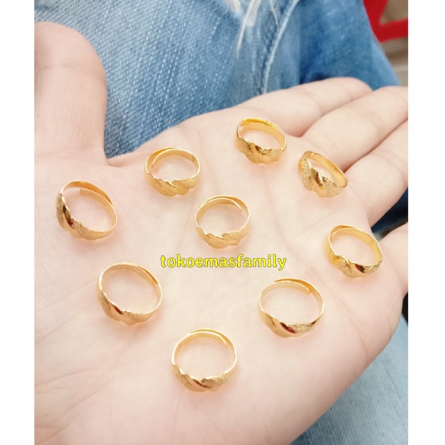 Harga Cincin Emas Terbaik Perhiasan Anak Fashion Bayi Anak Mei 2021 Indonesia