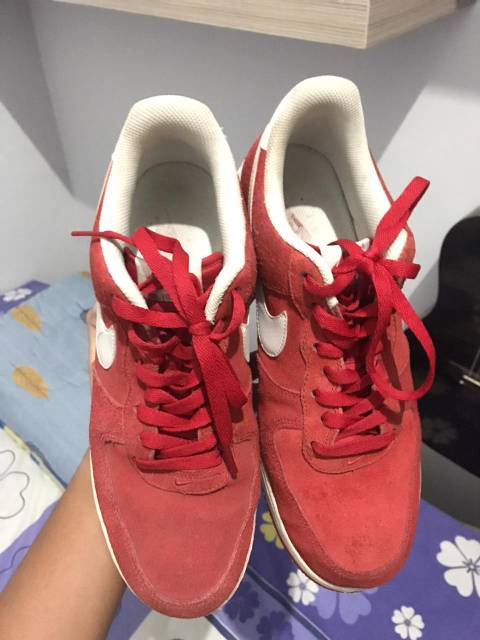 red suede nike
