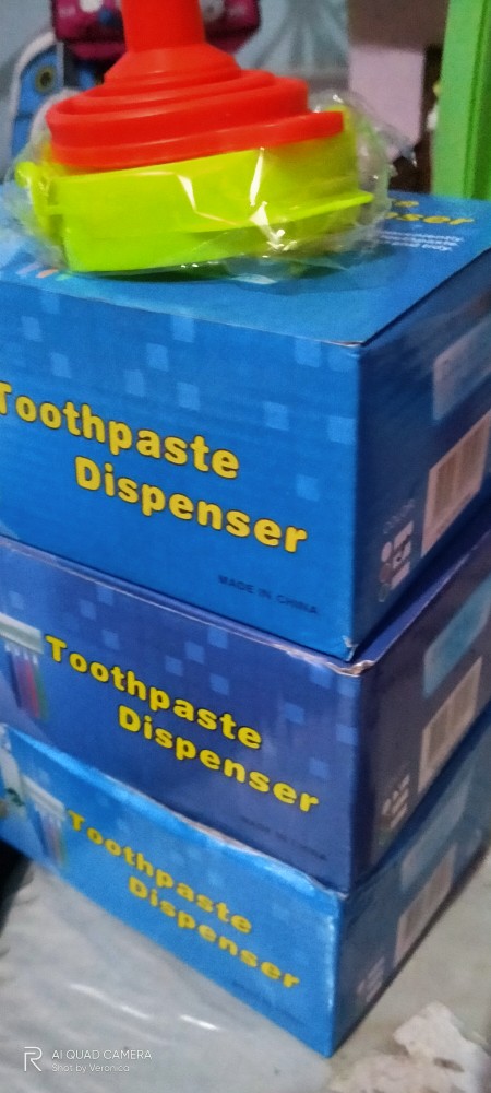 Dispenser Odol / Pasta Gigi Dan Tempat / Gantungan Sikat Gigi