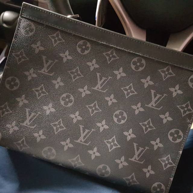 LV men’s pochette voyage monogram eclipse