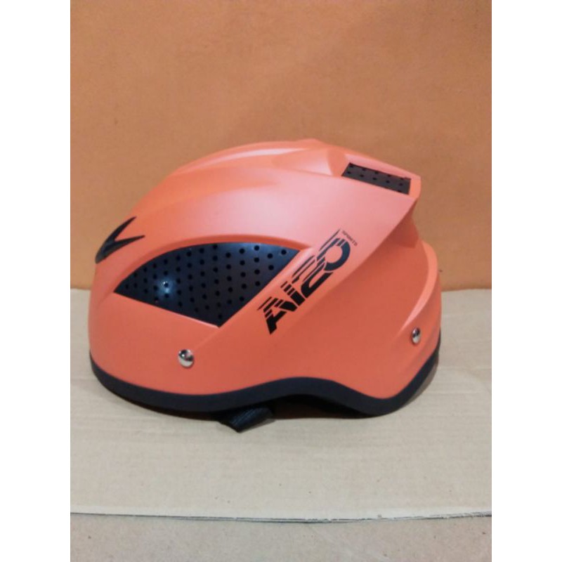 HELM SEPEDA AIZO