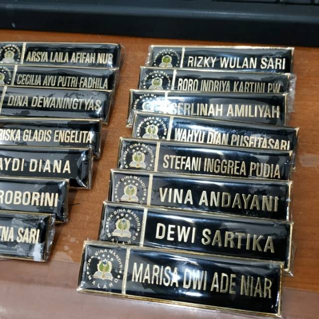 

NAMA DADA KUNINGAN/ NAMA DADA MURAH/NAMETAG MURAH