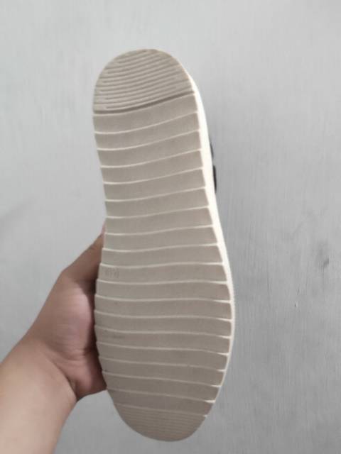 Sepatu santai pria  slip on formal pria