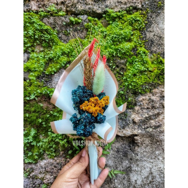 BUKET KARANGAN BUNGA KERING HADIAH ULTAH WISUDA HAND BOUQUET KECIL BUNGA HIAS