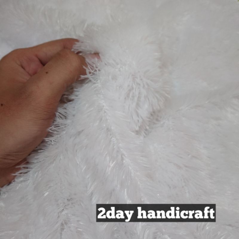 Alas Foto Bulu - Alas Foto Produk - Alas Foto Putih - Kain Rasfur