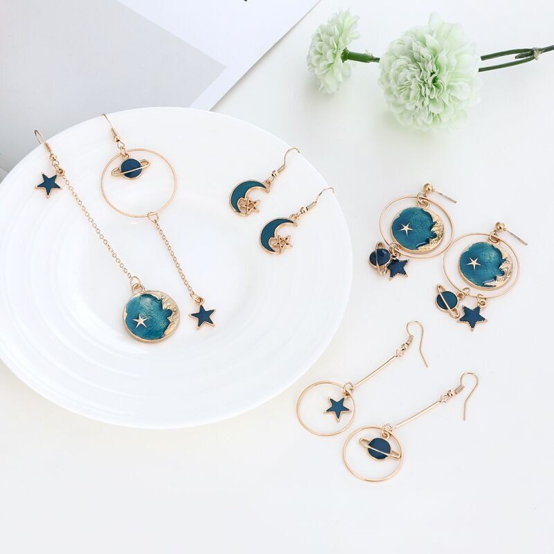 Anting wanita model bintang galaxy alam semesta moon star korea jepang terbaru cantik bagus hadiah