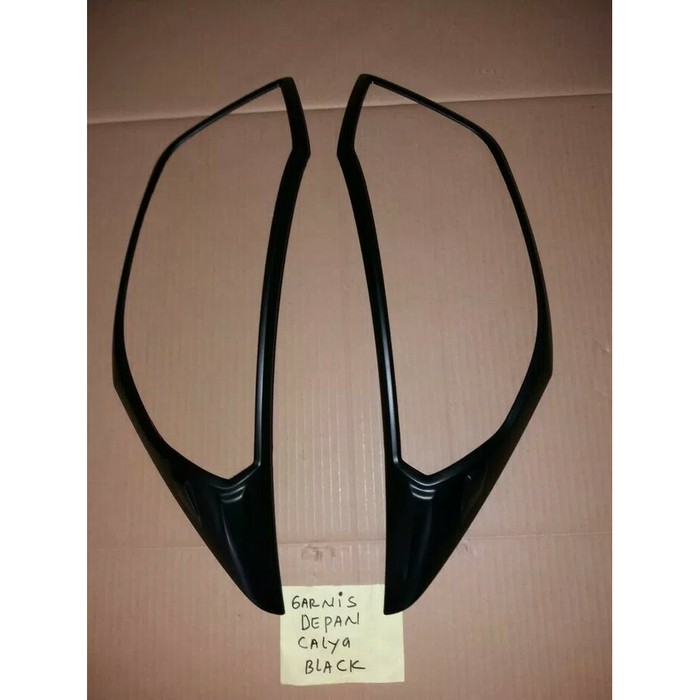 Garnish Garnis List Lampu Depan Hitam Toyota Calya
