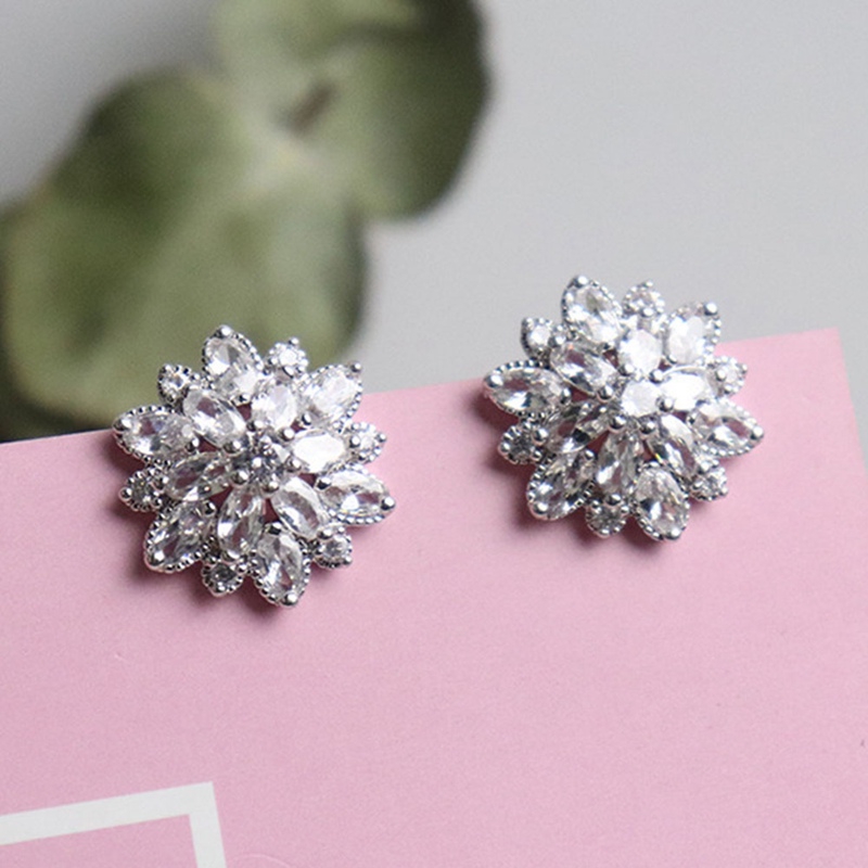 Anting Sterling Silver 925 Bentuk Snowflake Hias Permata Berlian Imitasi AAA CZ untuk Wanita