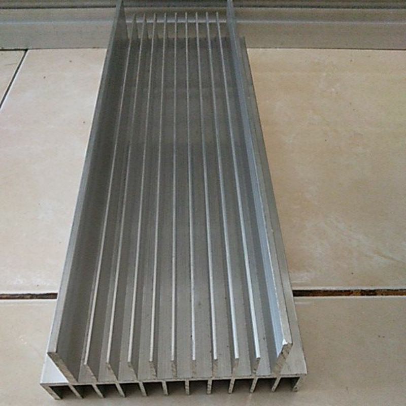 PENDINGIN HEATSINK 3U 30CM TEBAL 4MM(TIPIS)