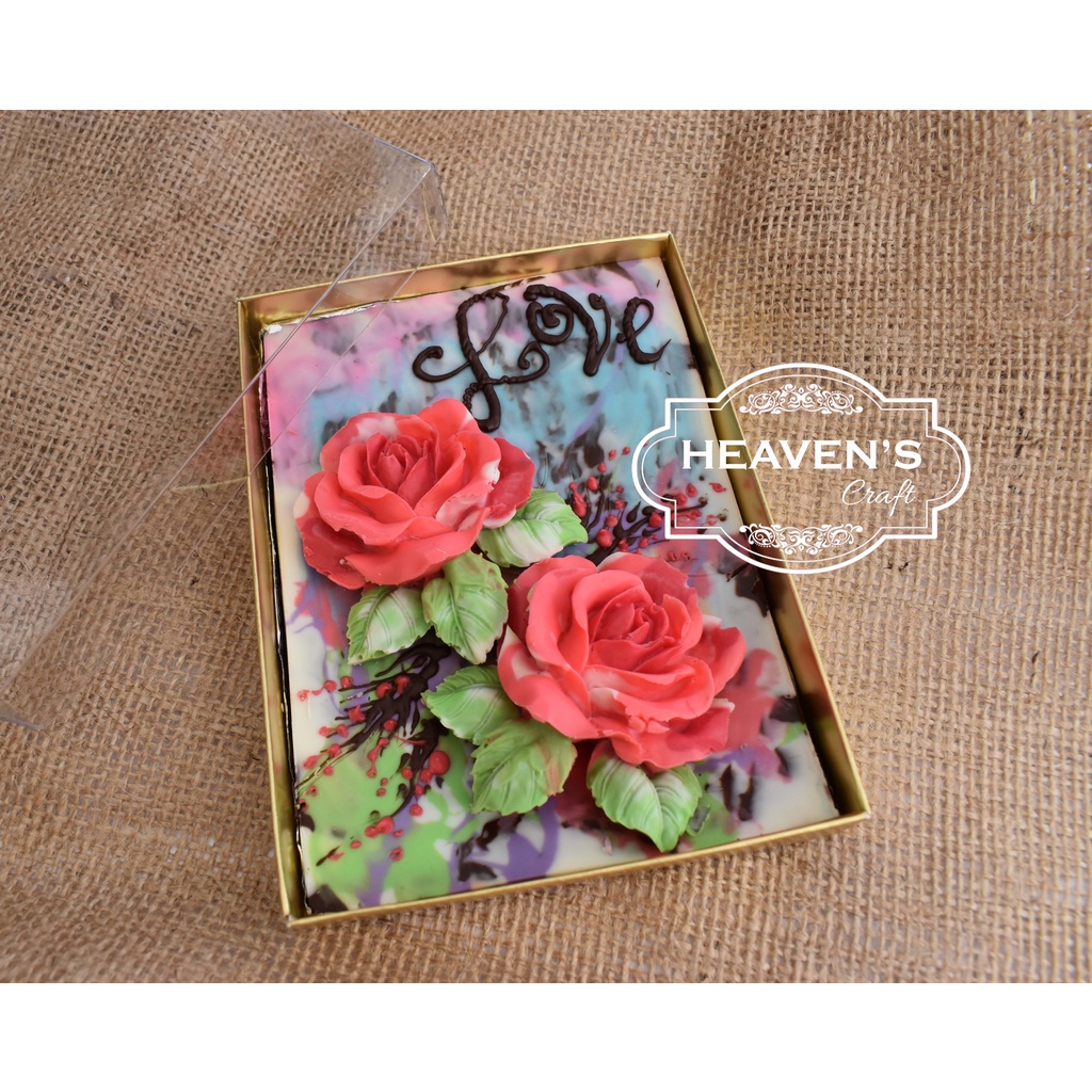 

Box coklat 14*10.5*2 (gold & silver)