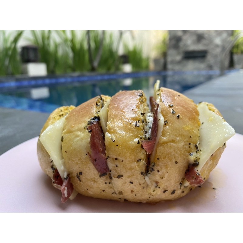 

KOREAN GARLIC CHEESE BREAD WITH MORE BEEF AND MORE CHEESE