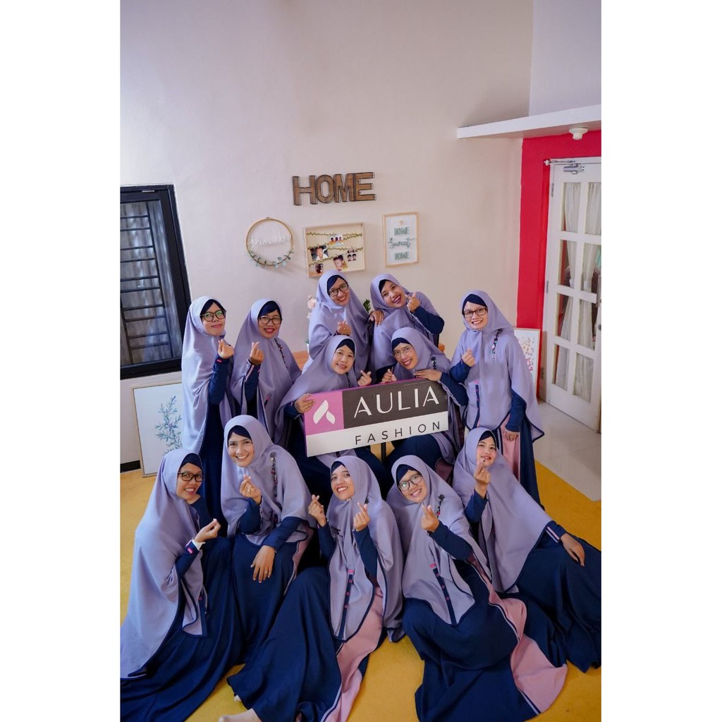 Gamis Aulia Emily Navy Lilac Pink