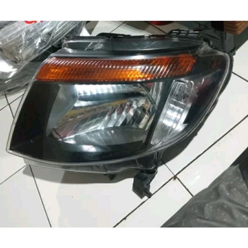 Headlamp Ford Ranger 2012